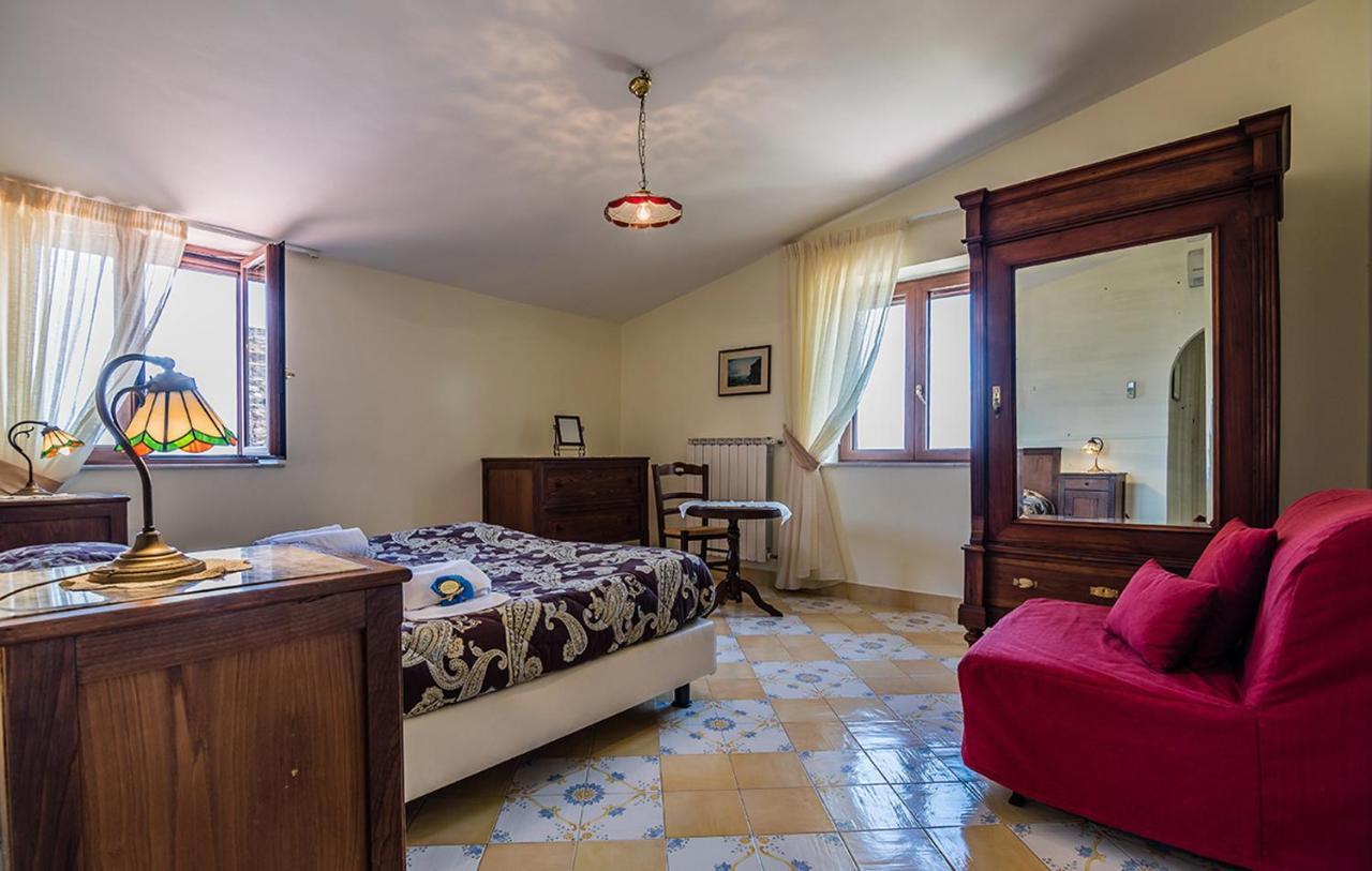 Agriturismo Il Giardino Di Vigliano Масса-Лубренсе Экстерьер фото